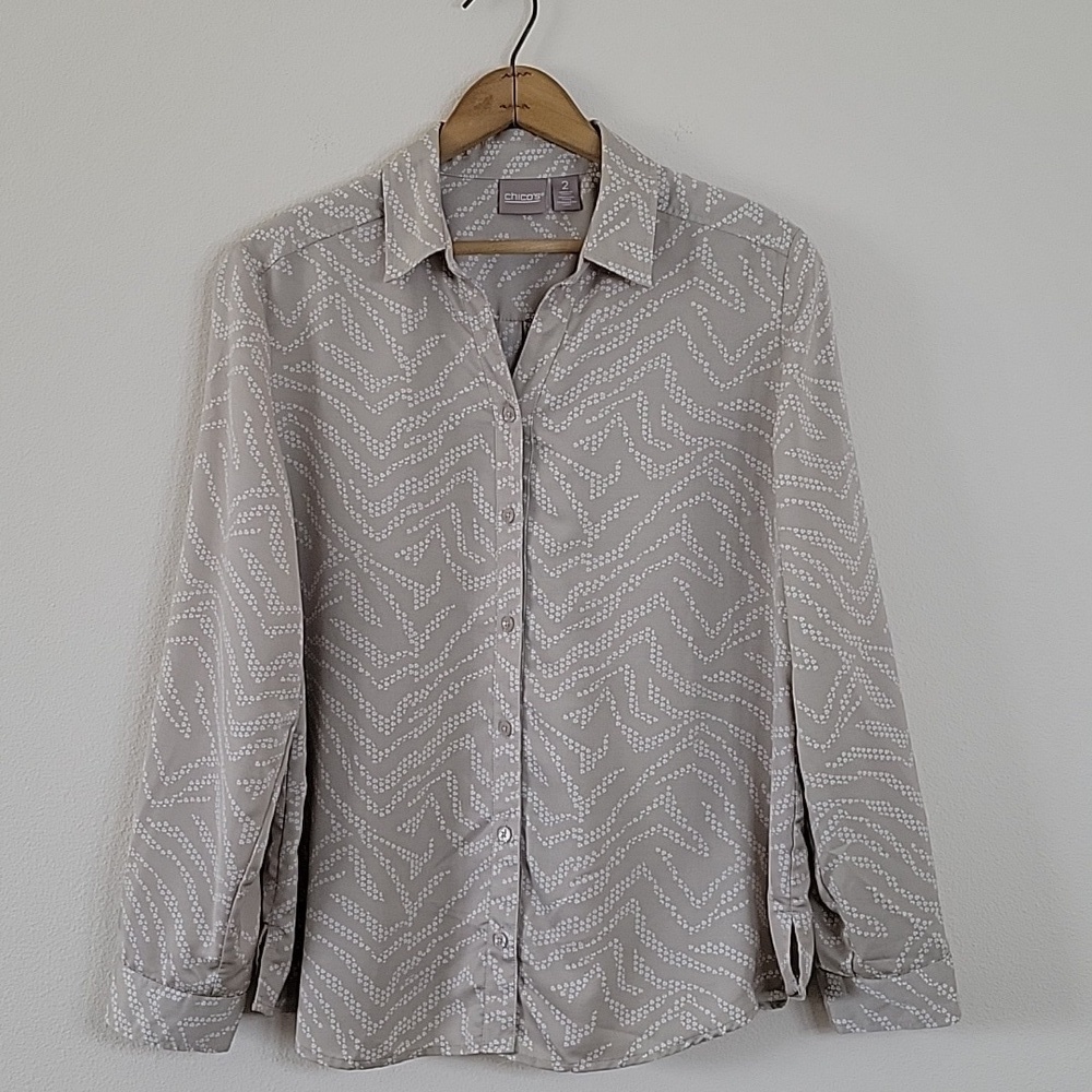 Chico's Tan White Patterned Button Down Shirt Roll Tab Sleeves Size Large L